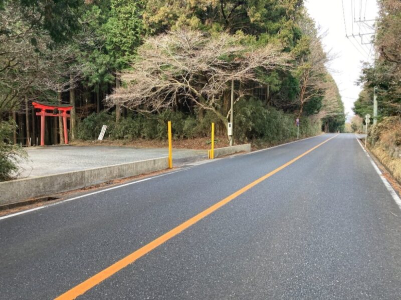 箱根神社北参道駐車場入り口